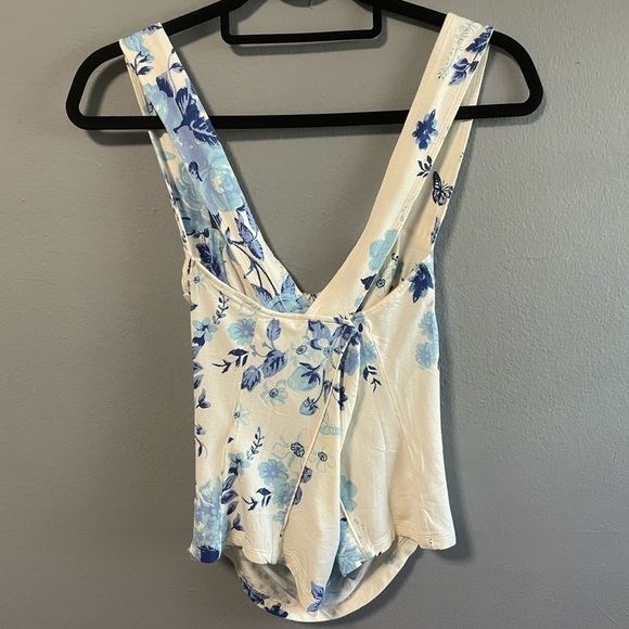 NWT Free People Ginger Snap Top in ivory toile combo. Size Medium - Picture 8 of 10